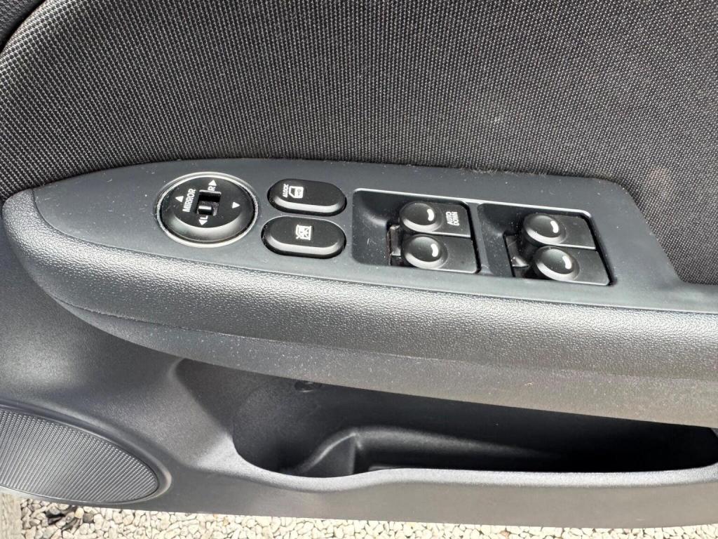 HYUNDAI I30 1.4 Comfort Euro 5 5dr 2011