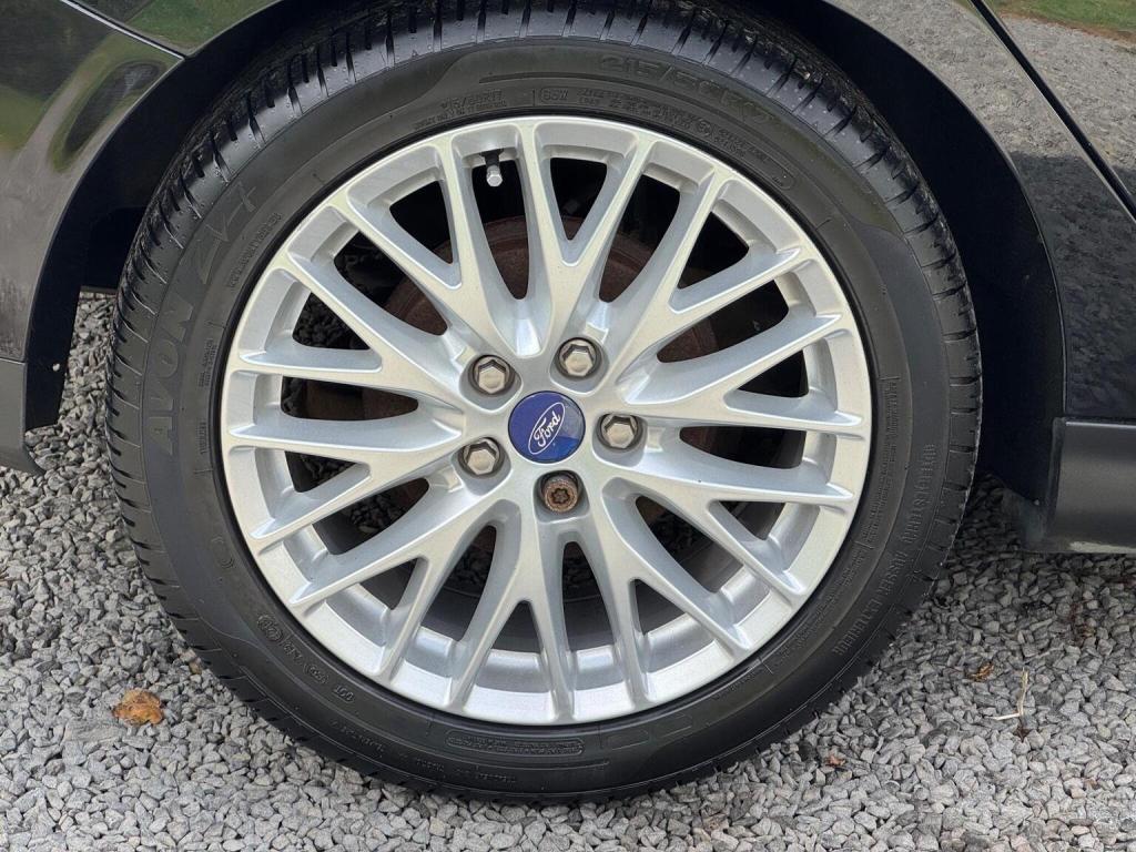 FORD FOCUS 1.0T EcoBoost Zetec Euro 5 (s/s) 5dr 2012