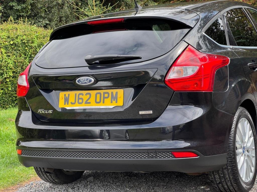 FORD FOCUS 1.0T EcoBoost Zetec Euro 5 (s/s) 5dr 2012
