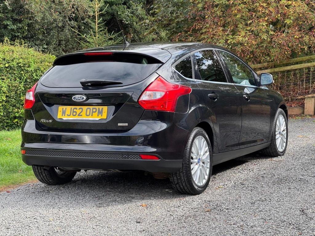 FORD FOCUS 1.0T EcoBoost Zetec Euro 5 (s/s) 5dr 2012