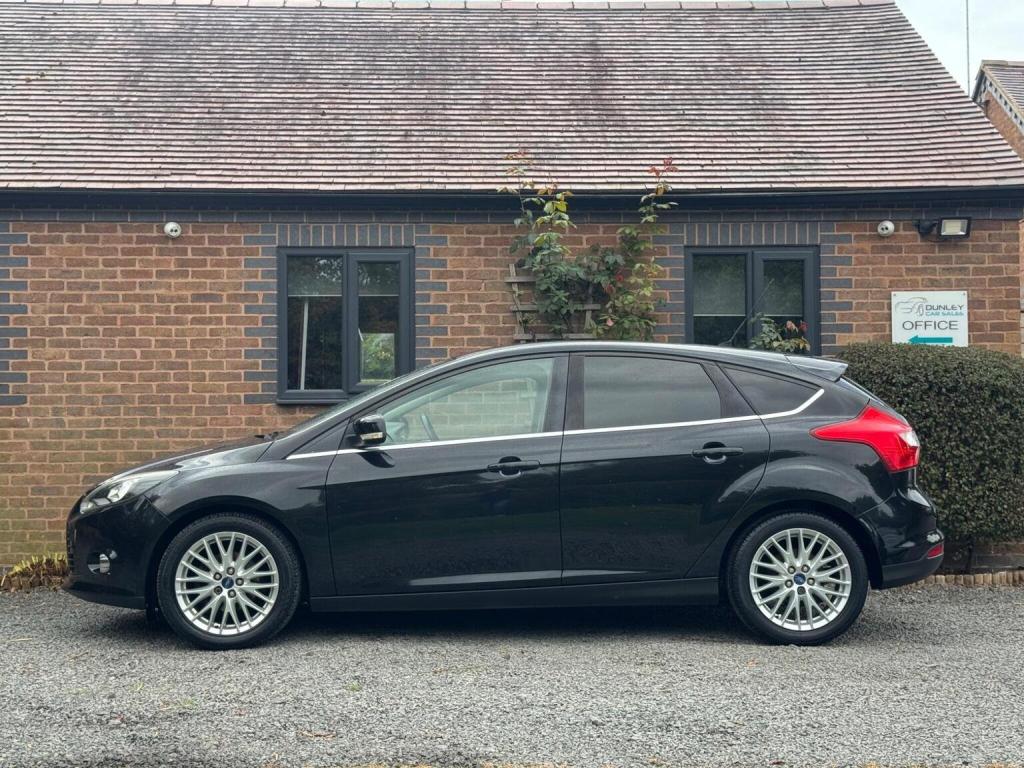 FORD FOCUS 1.0T EcoBoost Zetec Euro 5 (s/s) 5dr 2012
