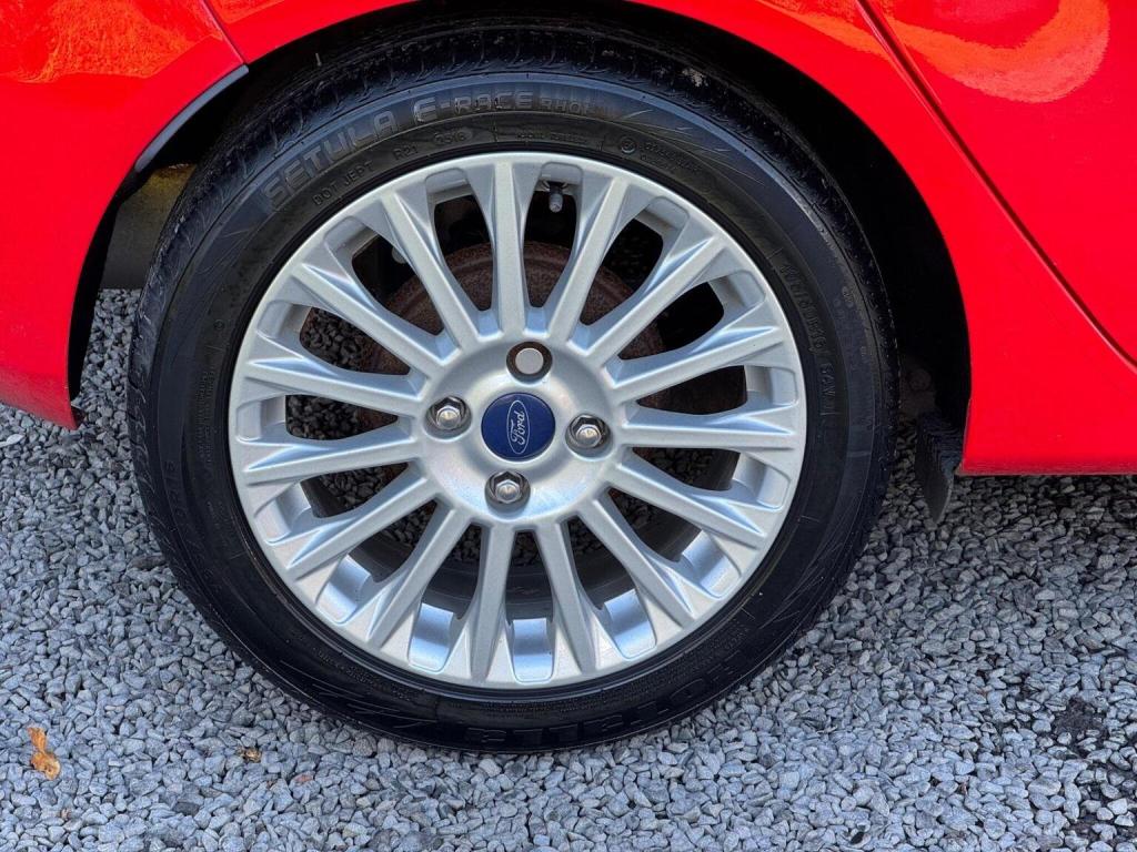 FORD FIESTA 1.0T EcoBoost Titanium Euro 5 (s/s) 5dr 2014