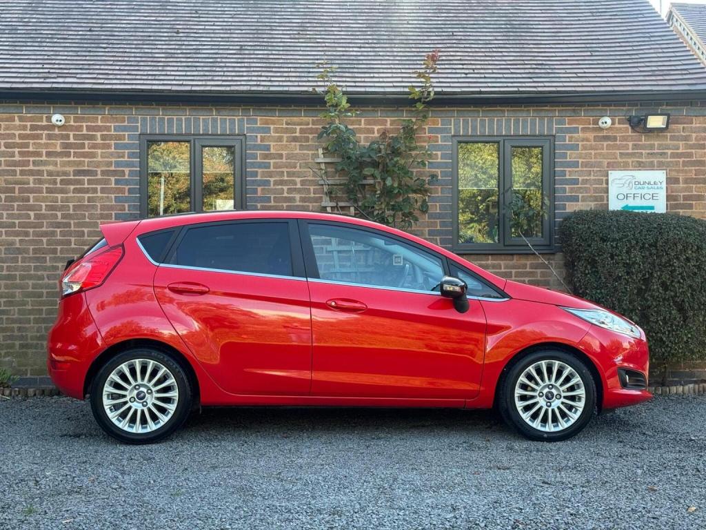FORD FIESTA 1.0T EcoBoost Titanium Euro 5 (s/s) 5dr 2014