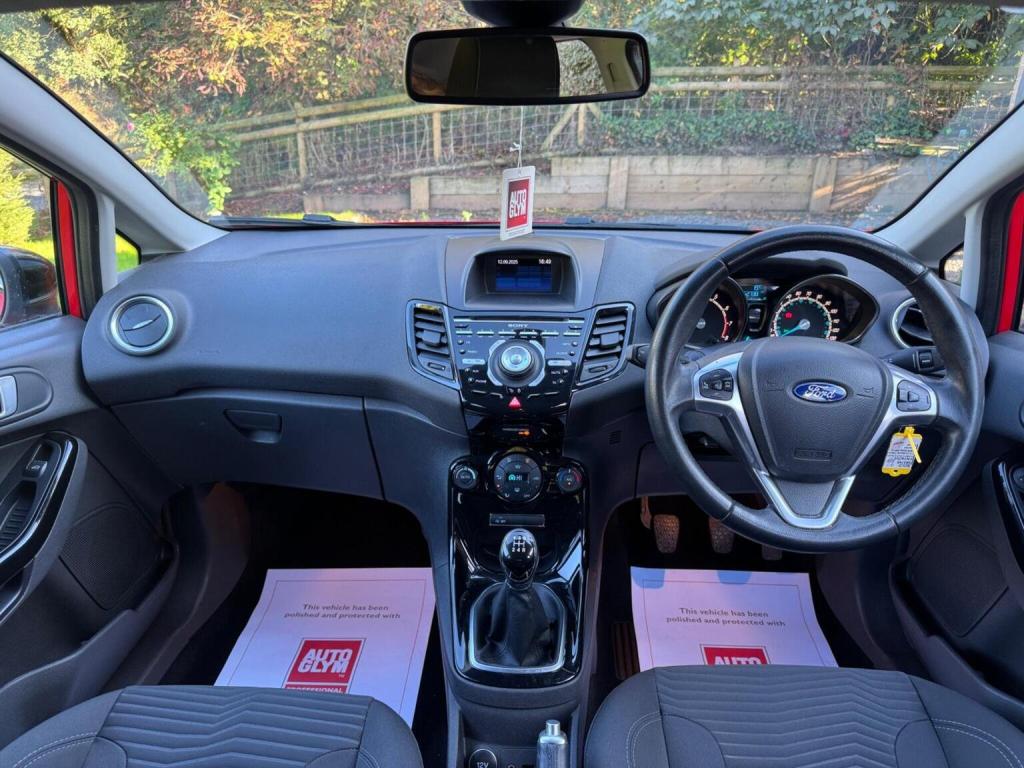 FORD FIESTA 1.0T EcoBoost Titanium Euro 5 (s/s) 5dr 2014