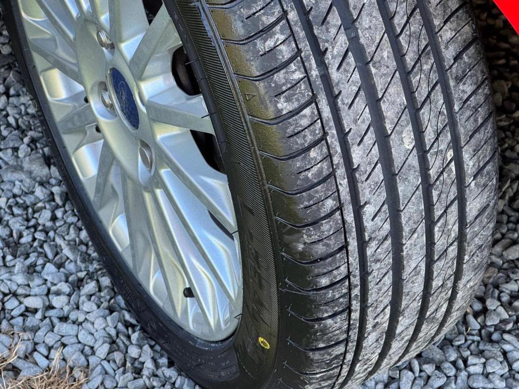 FORD FIESTA 1.0T EcoBoost Titanium Euro 5 (s/s) 5dr 2014