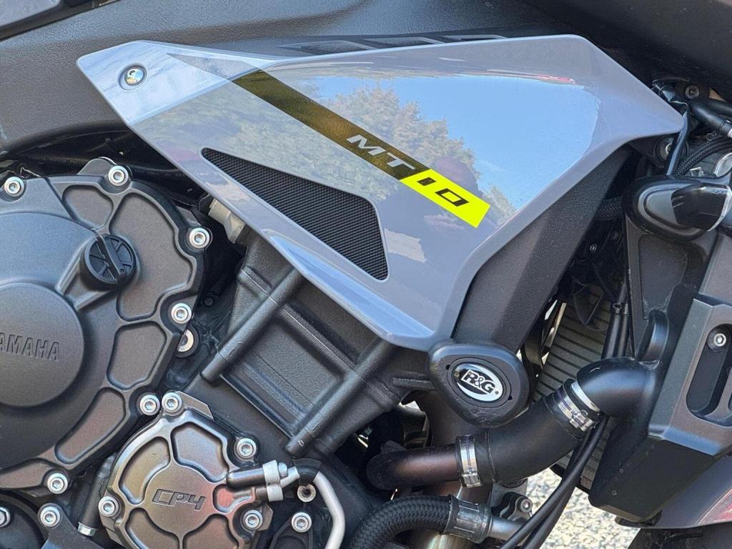 YAMAHA MT-10 1000 Hyper-naked Euro 4 2016