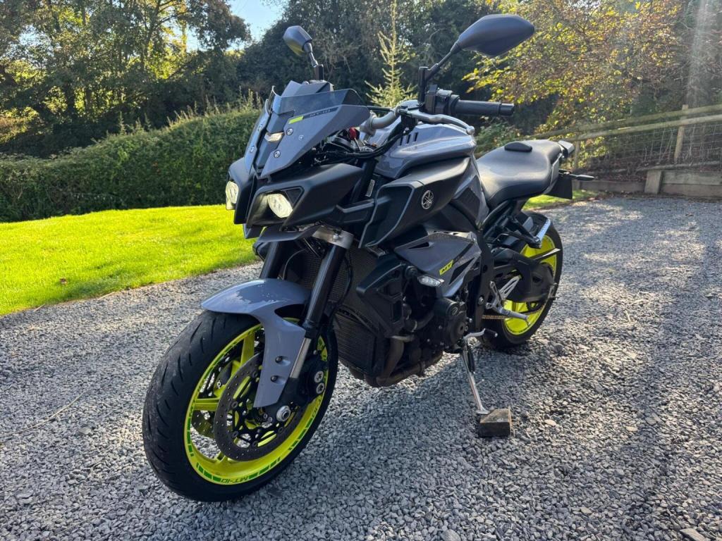 YAMAHA MT-10 1000 Hyper-naked Euro 4 2016