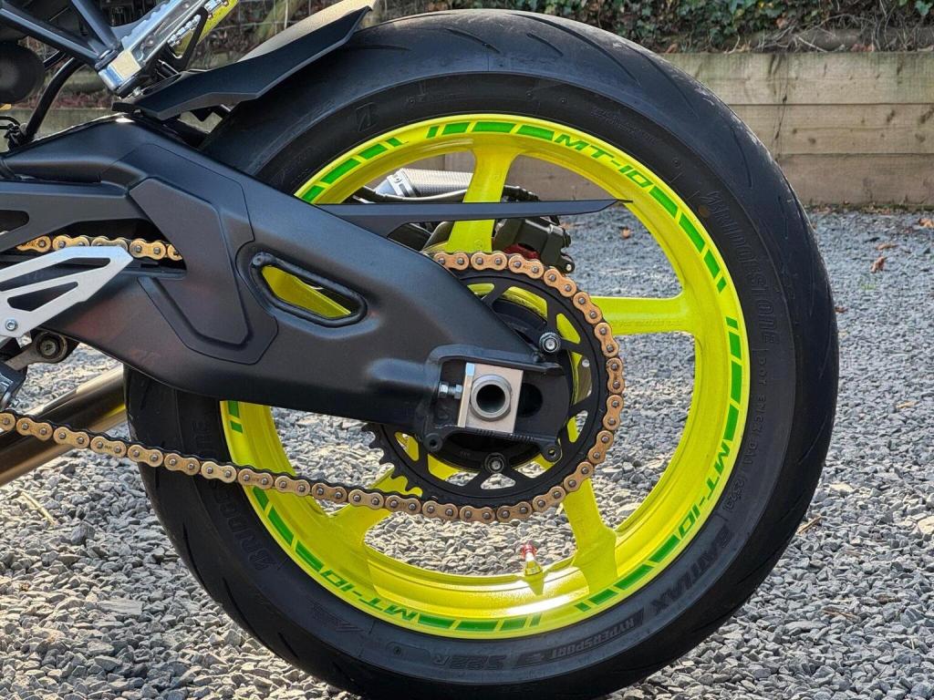 YAMAHA MT-10 1000 Hyper-naked Euro 4 2016