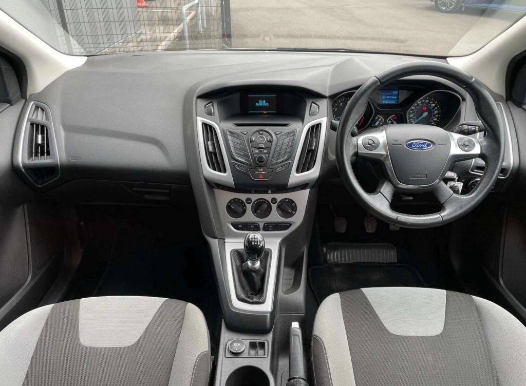 FORD FOCUS 1.0T EcoBoost Zetec Euro 5 (s/s) 5dr 2014
