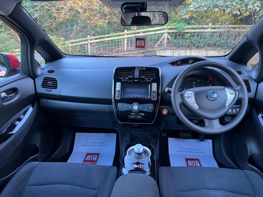 NISSAN LEAF 24kWh Acenta Auto 5dr 2016