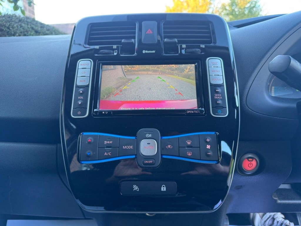 NISSAN LEAF 24kWh Acenta Auto 5dr 2016