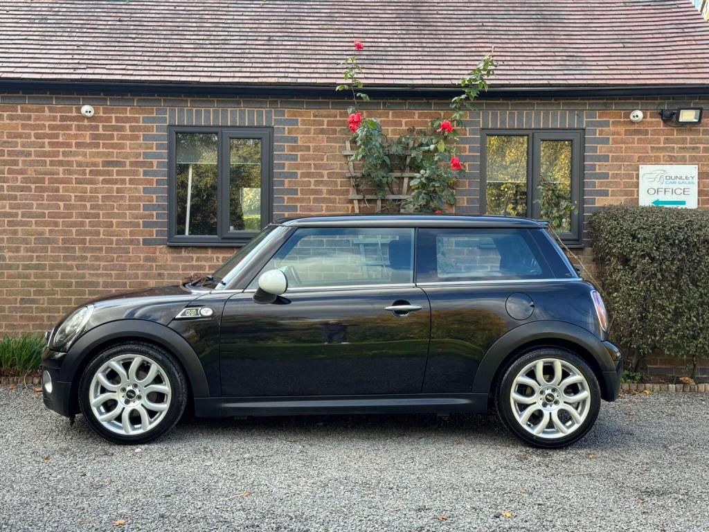 MINI HATCH 1.6 Cooper D Camden Euro 4 3dr 2009