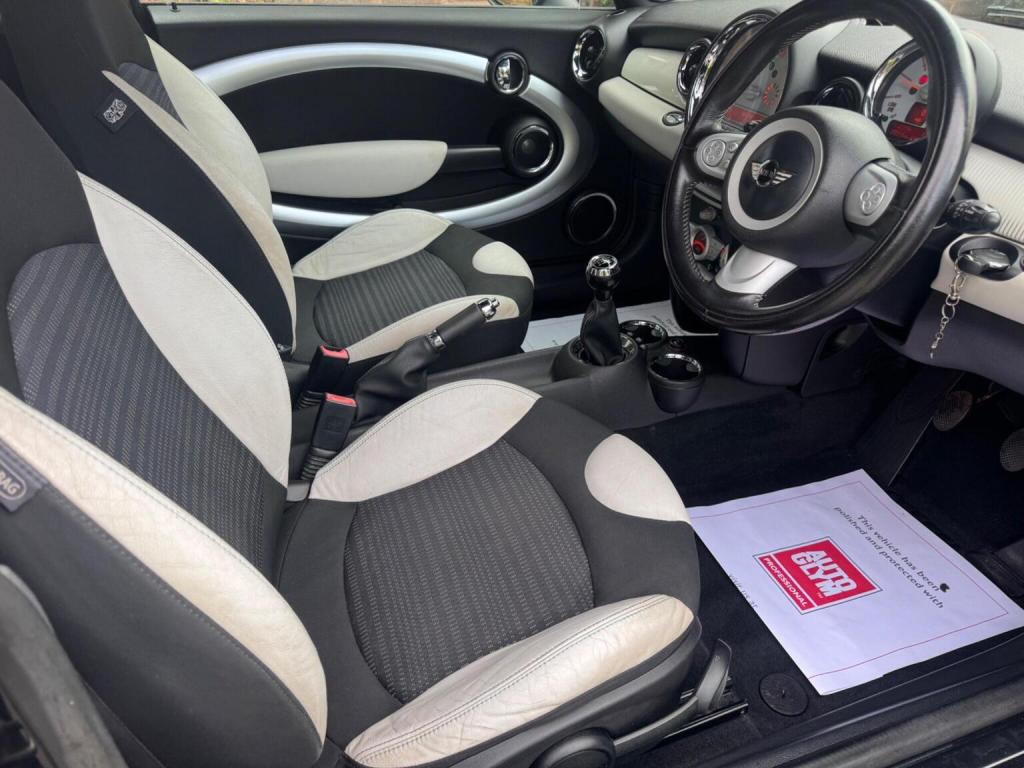 MINI HATCH 1.6 Cooper D Camden Euro 4 3dr 2009