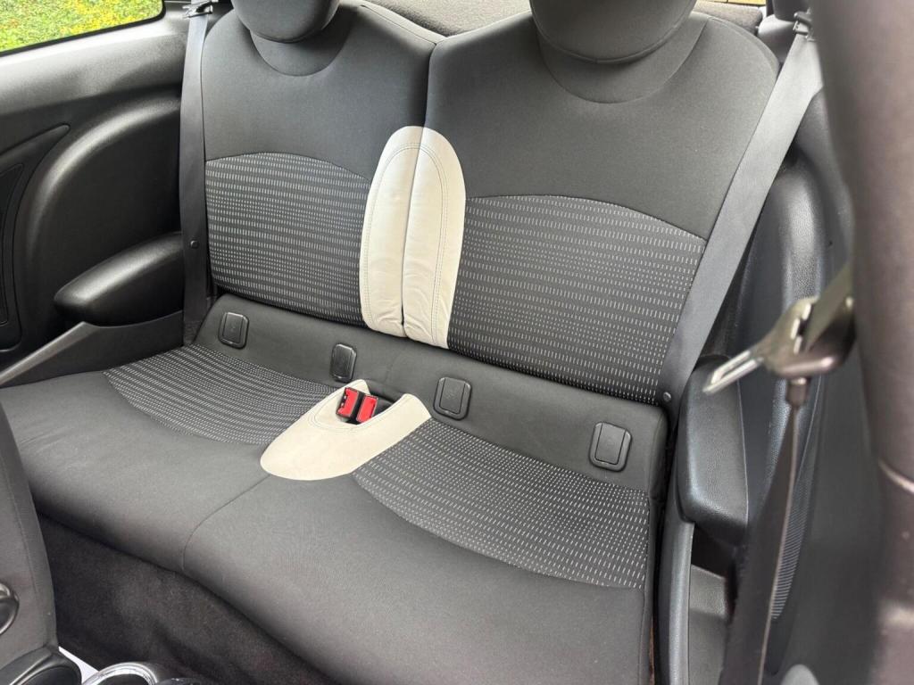 MINI HATCH 1.6 Cooper D Camden Euro 4 3dr 2009