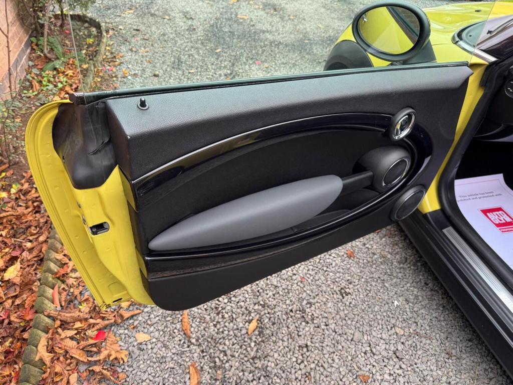 MINI HATCH 1.6 Cooper Euro 5 3dr 2010