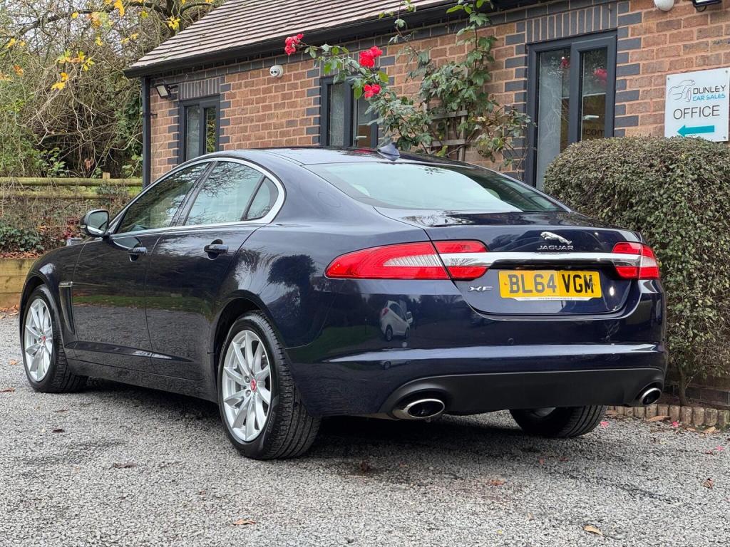 JAGUAR XF 3.0d V6 Premium Luxury Auto Euro 5 (s/s) 4dr 2015