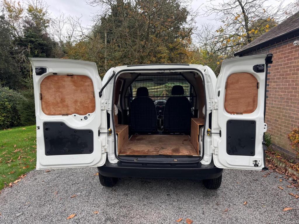 PEUGEOT BIPPER 1.4 HDi 8v S Class II FWD L1 H1 3dr 2011