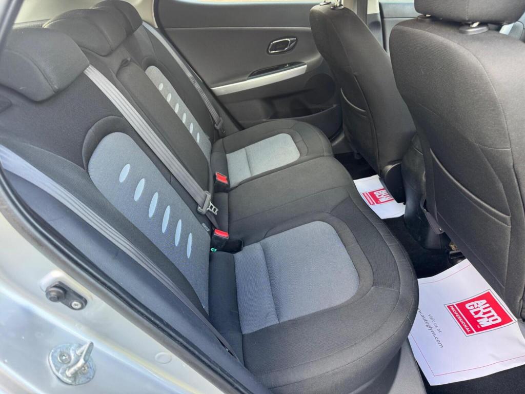 KIA CEED 1.6 CRDi EcoDynamics 2 Euro 5 (s/s) 5dr 2012