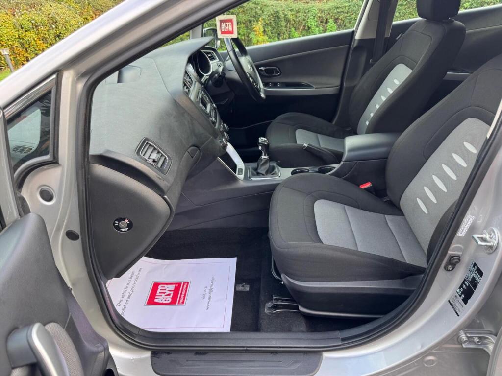 KIA CEED 1.6 CRDi EcoDynamics 2 Euro 5 (s/s) 5dr 2012