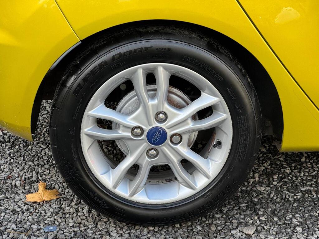 FORD FIESTA 1.5 TDCi Zetec Euro 5 5dr 2014