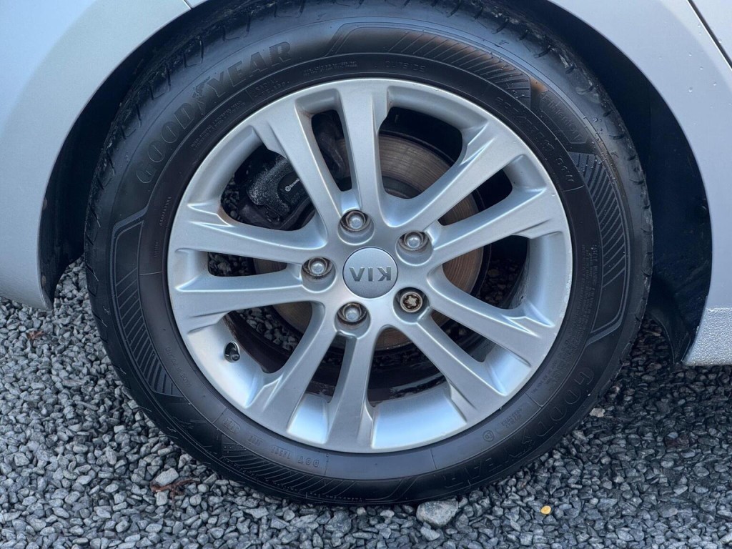 KIA CEED 1.6 CRDi EcoDynamics 3 Euro 5 (s/s) 5dr 2013