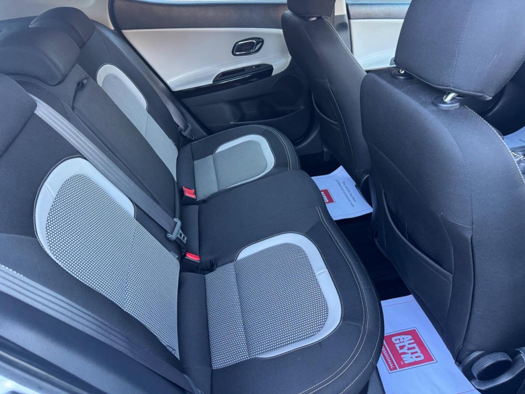 KIA CEED 1.6 CRDi EcoDynamics 3 Euro 5 (s/s) 5dr 2013