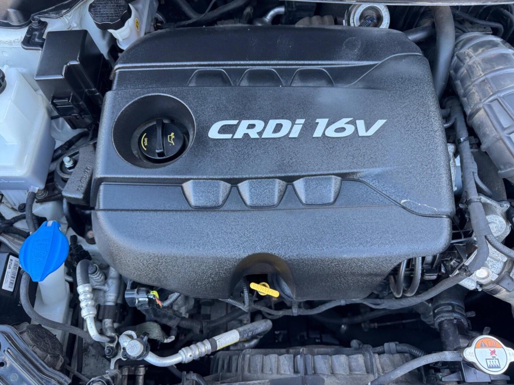 KIA CEED 1.6 CRDi EcoDynamics 3 Euro 5 (s/s) 5dr 2013