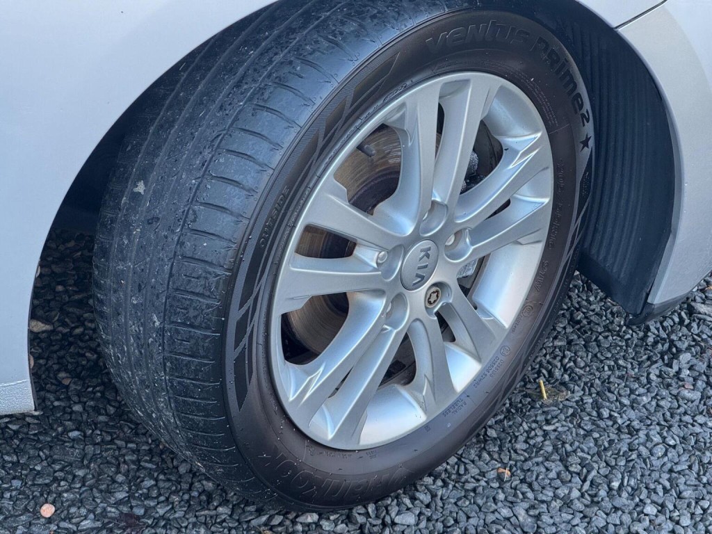 KIA CEED 1.6 CRDi EcoDynamics 3 Euro 5 (s/s) 5dr 2013