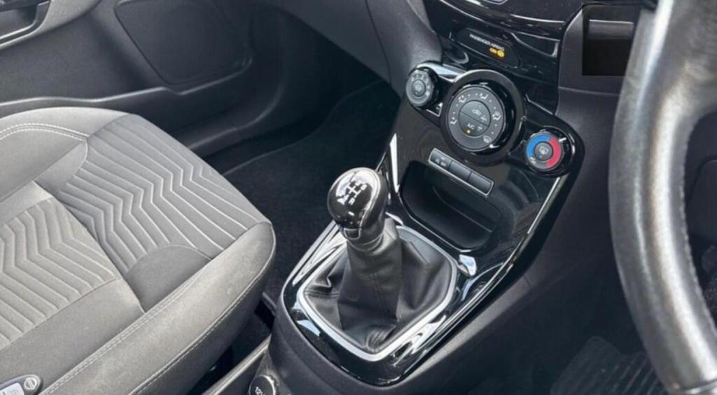 FORD FIESTA 1.0T EcoBoost Zetec Euro 5 (s/s) 5dr 2014