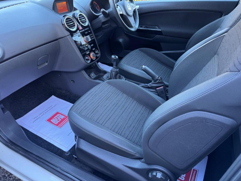 VAUXHALL CORSA 1.2 16V Excite Euro 5 3dr (A/C) 2014