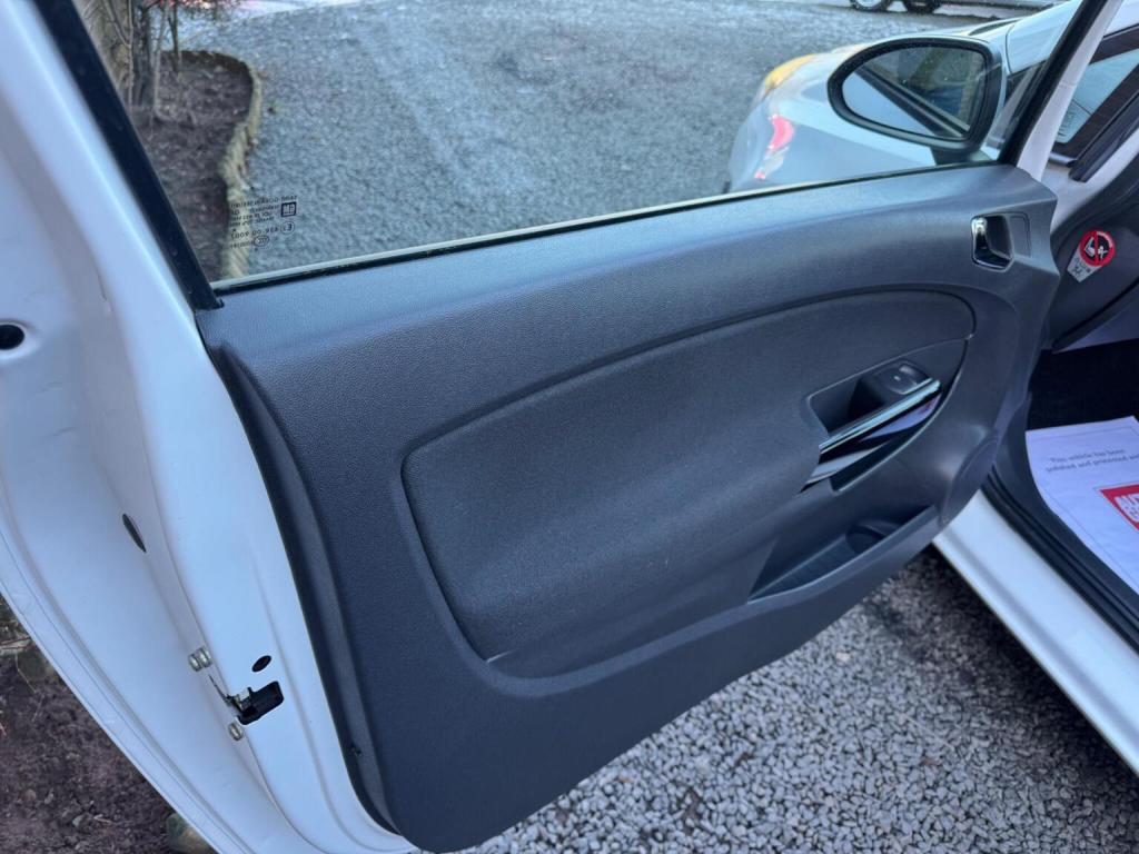 VAUXHALL CORSA 1.2 16V Excite Euro 5 3dr (A/C) 2014