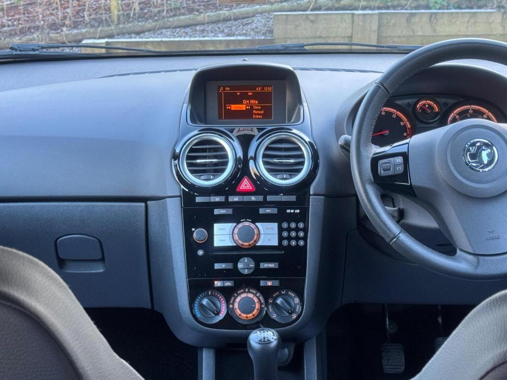 VAUXHALL CORSA 1.2 16V Excite Euro 5 3dr (A/C) 2014