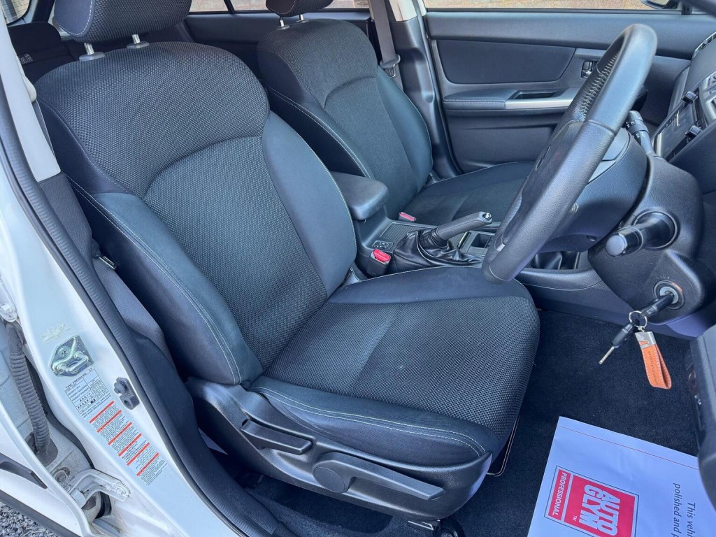 SUBARU XV 2.0i SE 4WD Euro 6 (s/s) 5dr 2015