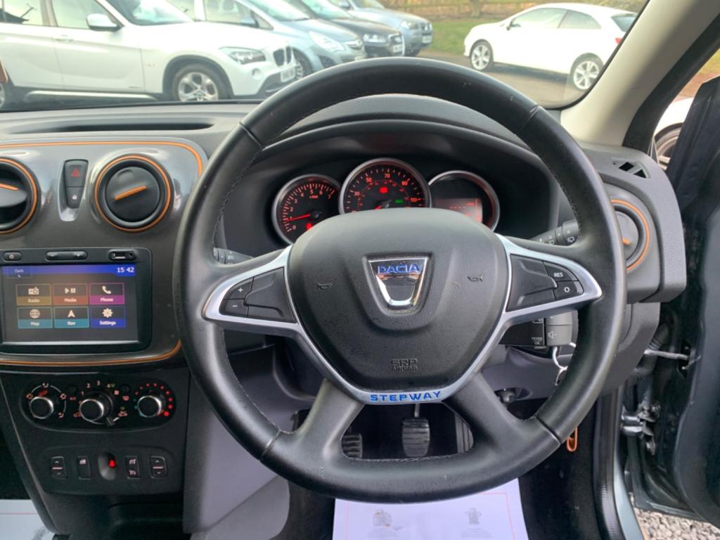 DACIA LOGAN MCV STEPWAY SE SUMMIT DCI 2017