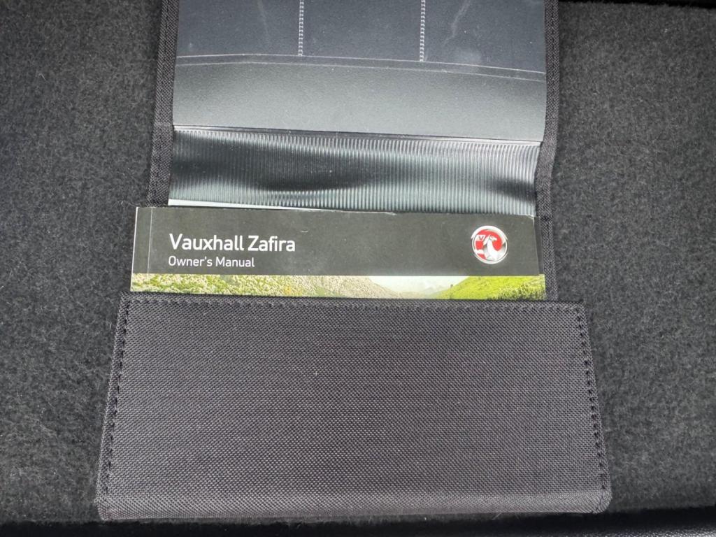 VAUXHALL ZAFIRA 1.6 16V Exclusiv Euro 5 5dr 2013