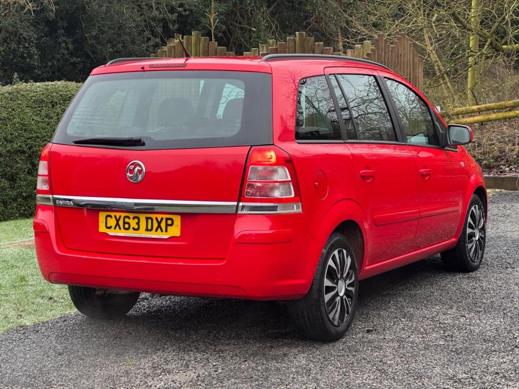 VAUXHALL ZAFIRA 1.6 16V Exclusiv Euro 5 5dr 2013