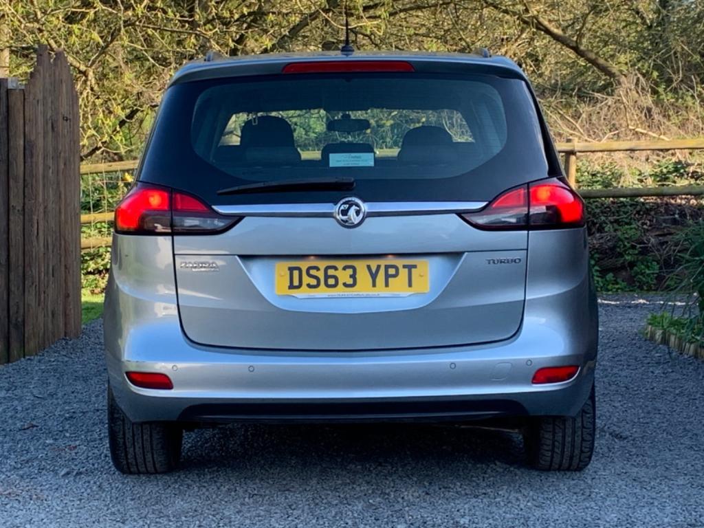 VAUXHALL ZAFIRA TOURER EXCLUSIV 2013