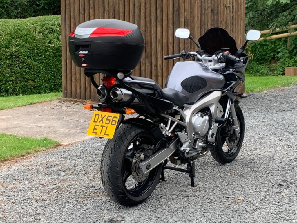 YAMAHA FZ6 600 2007