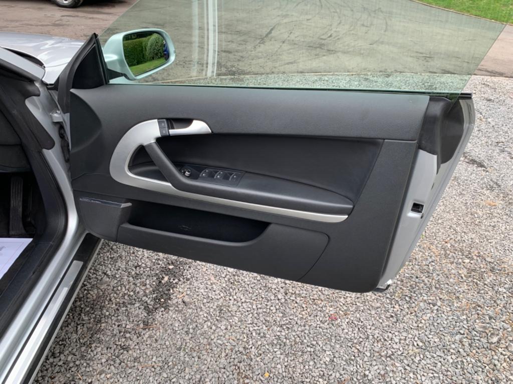 AUDI A3 1.2 TFSI S line Euro 5 ss 2dr 2011