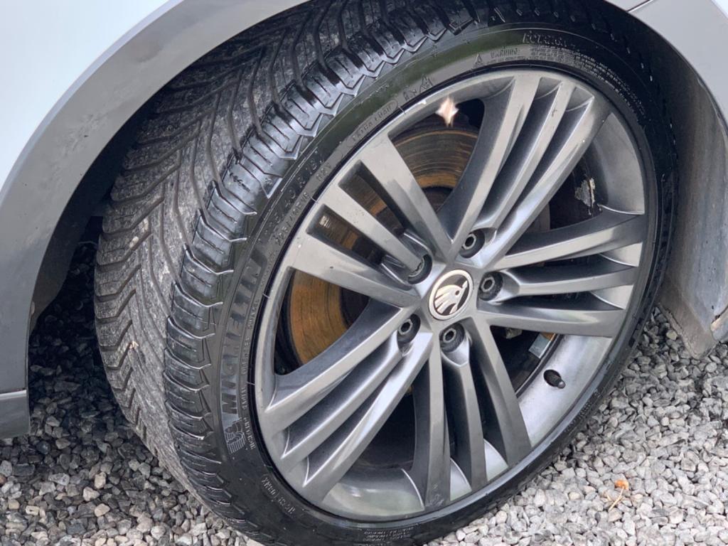 SKODA SUPERB 2.0 TDI Tour de France 4WD Euro 5 5dr 2014