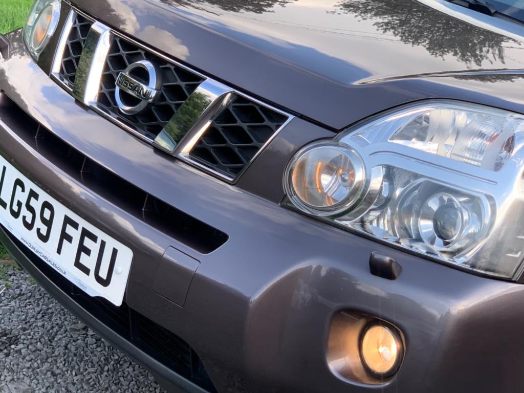 NISSAN X-TRAIL 2.0 dCi Tekna 4WD Euro 4 5dr 2009