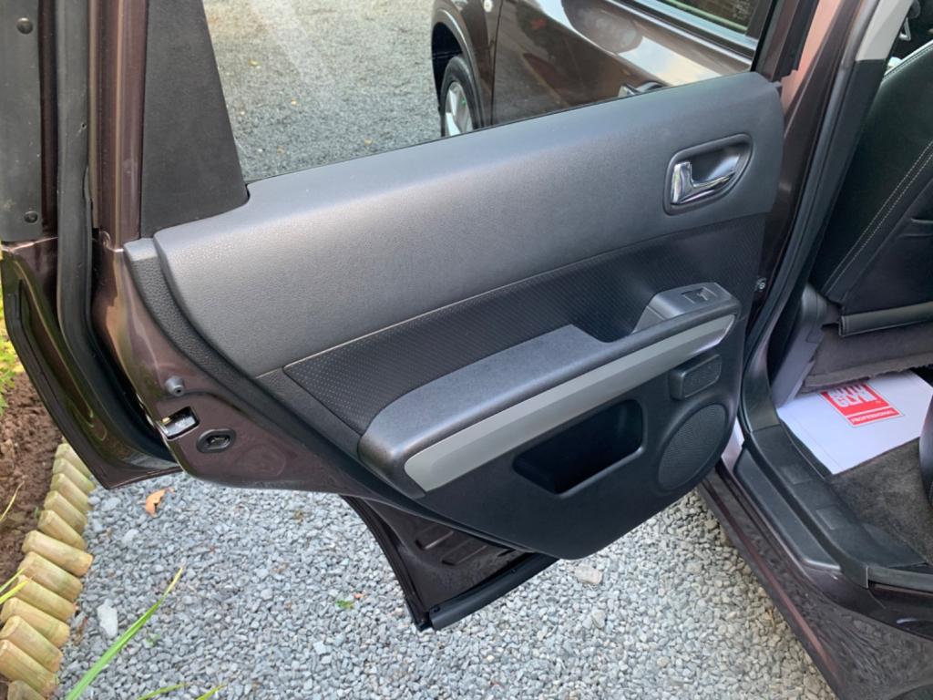 NISSAN X-TRAIL 2.0 dCi Tekna 4WD Euro 4 5dr 2009