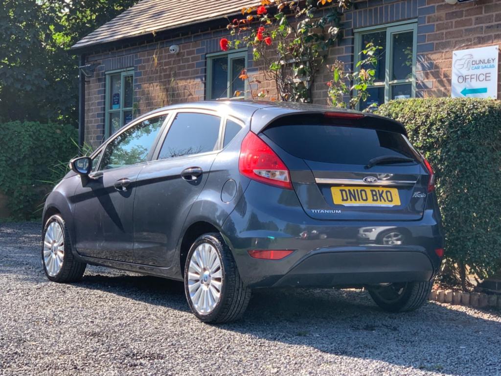FORD FIESTA 1.4 Titanium 5dr 2010