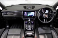 PORSCHE MACAN (2022)